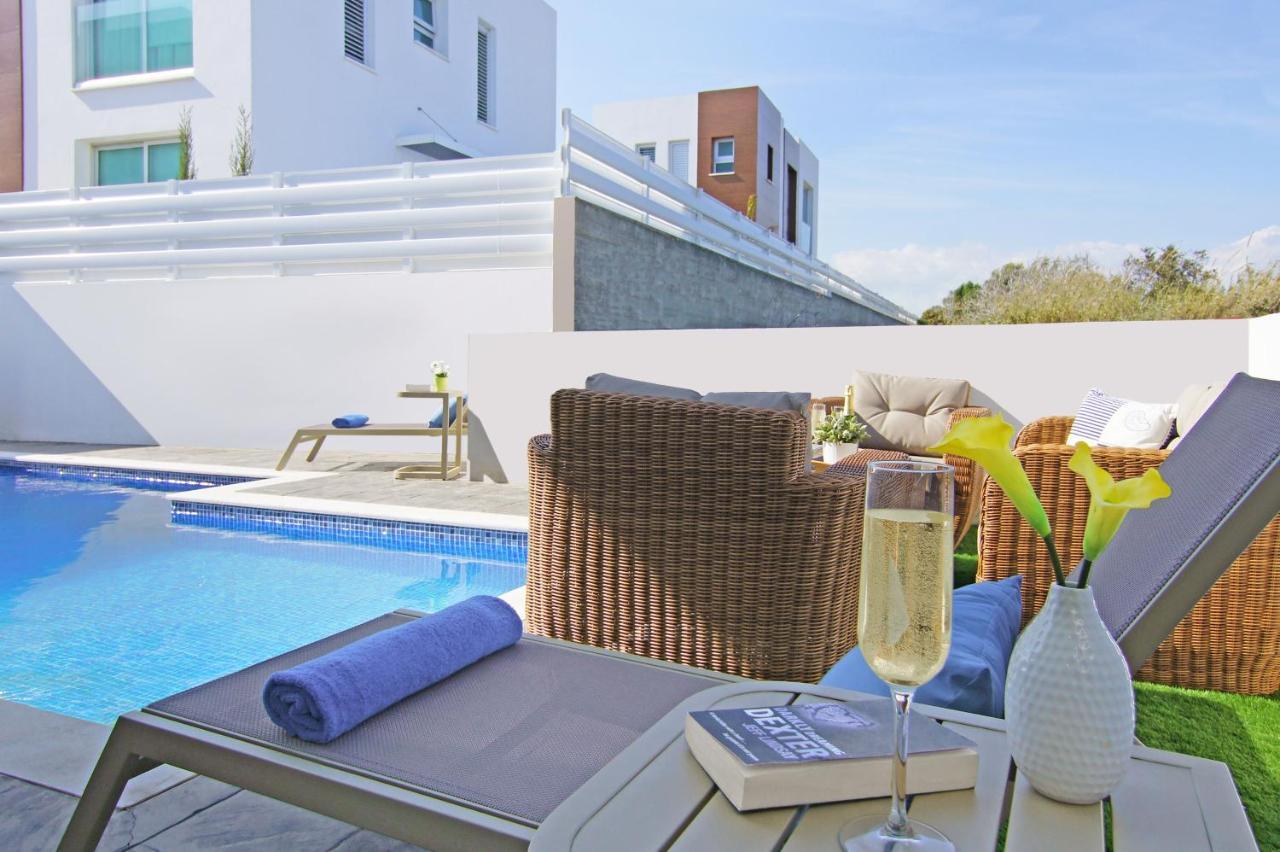 Villa Caren Paralimni Luaran gambar