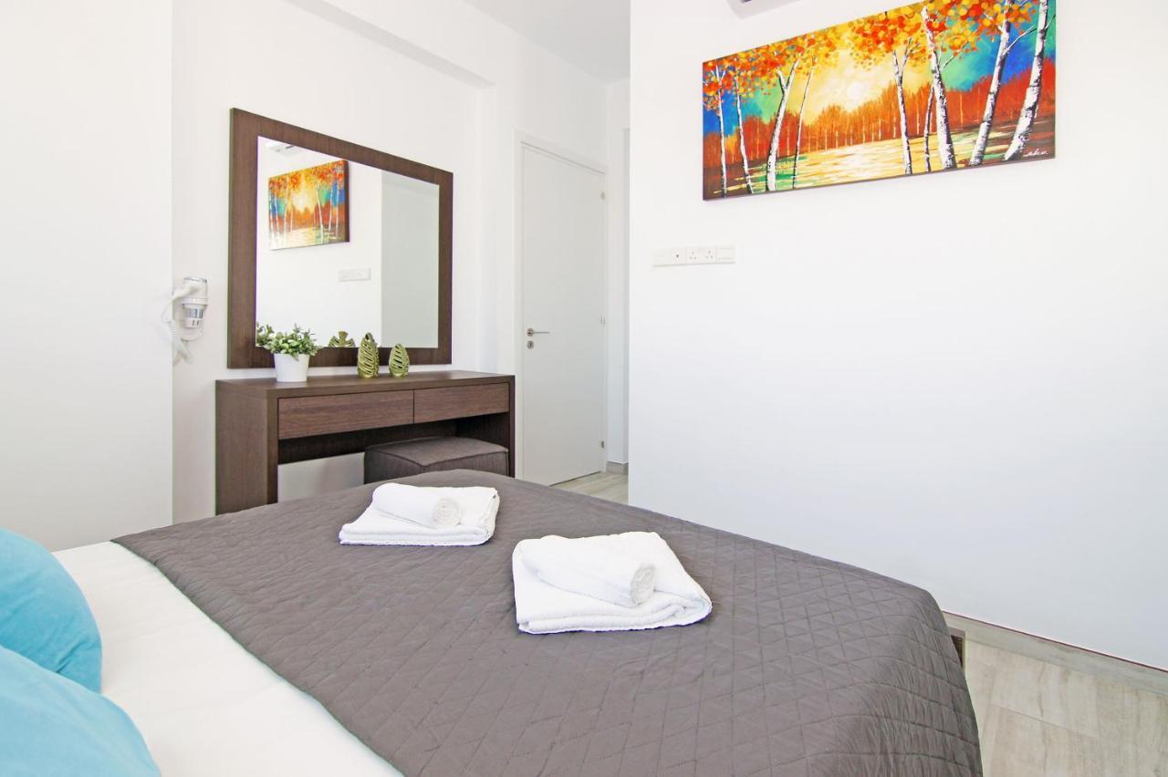 Villa Caren Paralimni Luaran gambar
