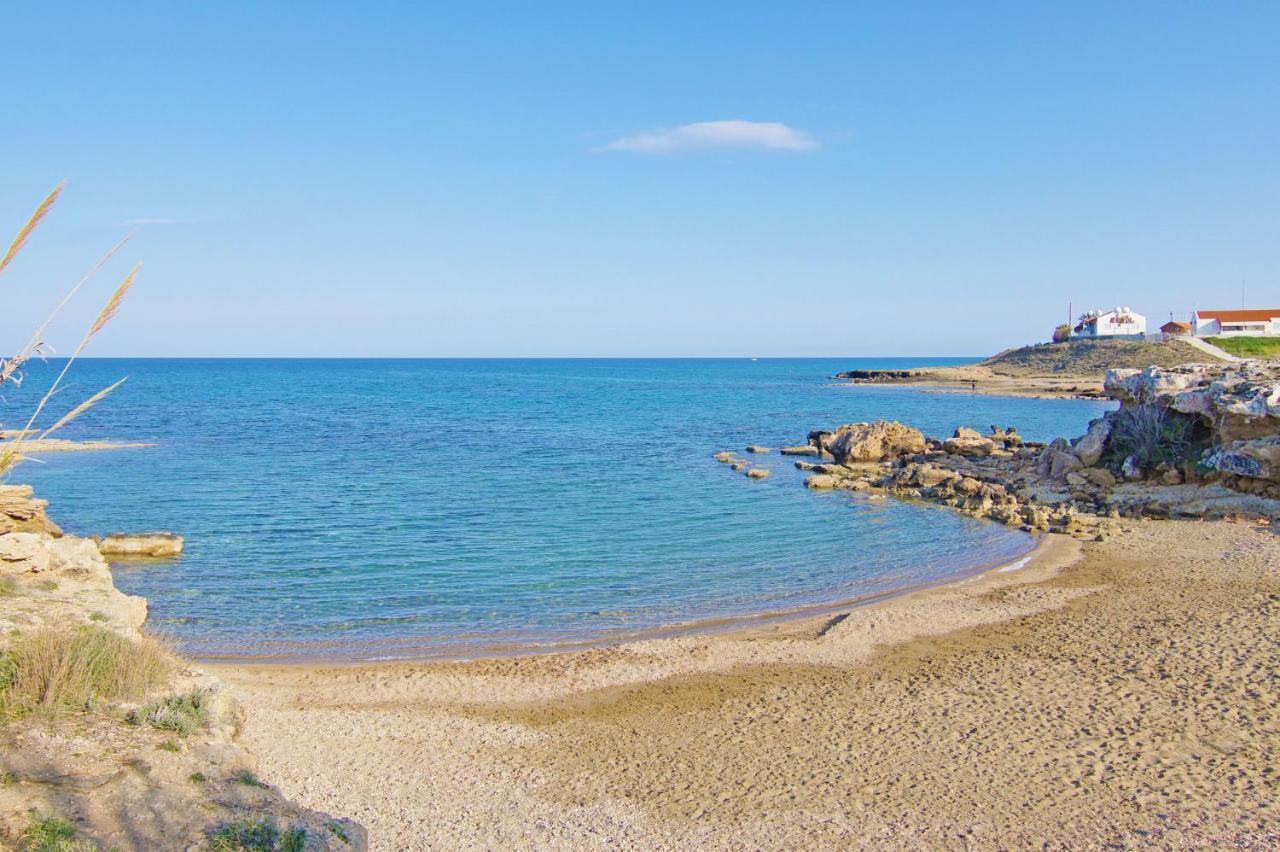 Villa Caren Paralimni Luaran gambar